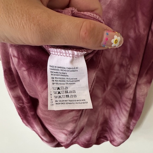 AMERICAN EAGLE OUTFITTERS | Soft & Sexy Tank Tie-Dye Spaghetti Strap Top - Picture 9 of 12